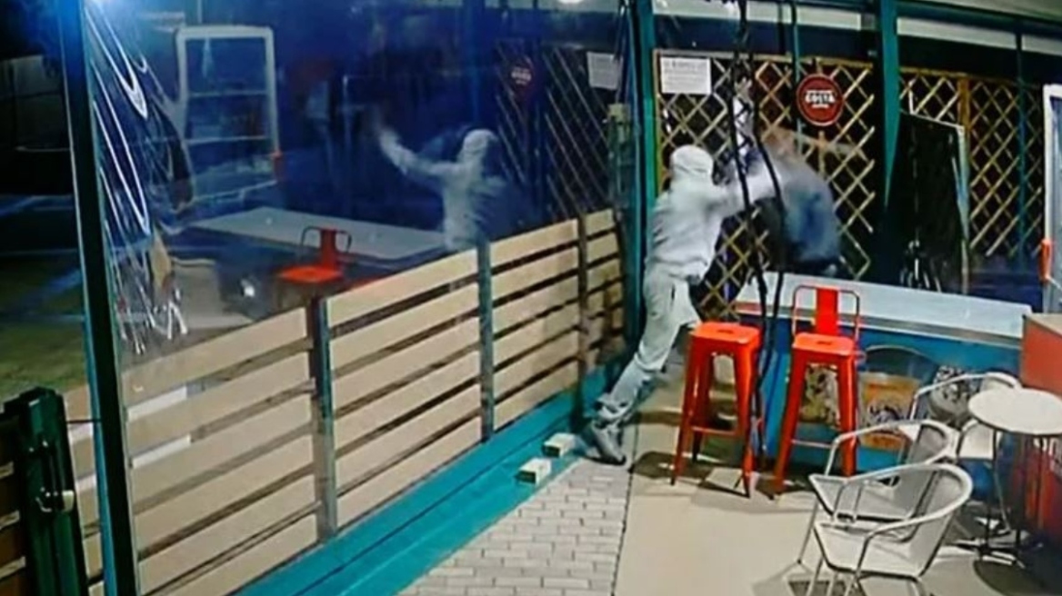 Ζωγράφου: Ελεύθεροι με περιοριστικούς όρους οι πέντε ανήλικοι που συνελήφθησαν στην Πολυτεχνειούπολη