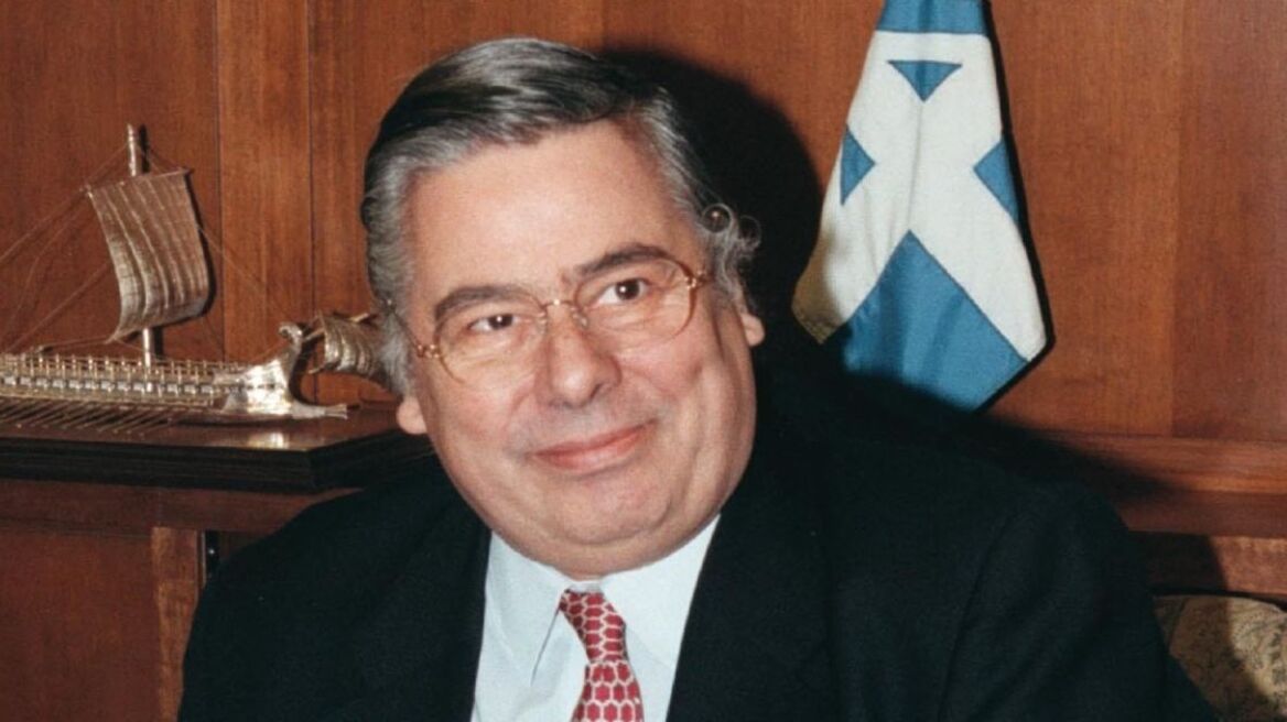 Ο Δήμος Αθηναίων τίμησε τον Μιλτιάδη Έβερτ δίνοντας το όνομά του στο Αμφιθέατρο της Τεχνόπολης