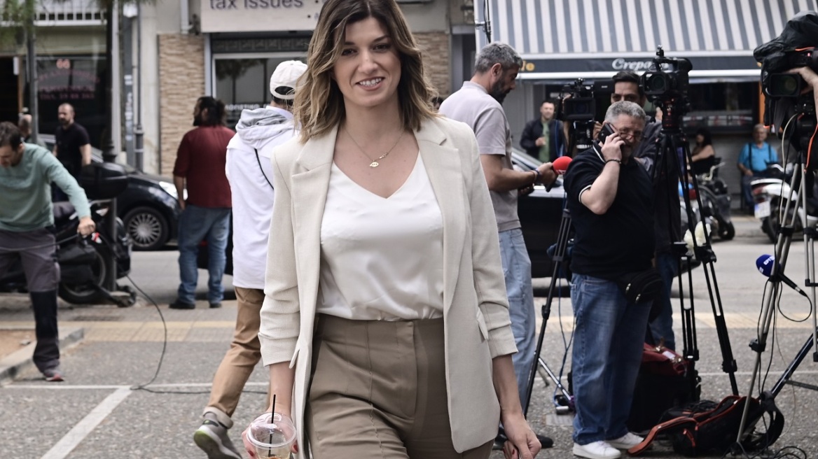 Εκλογές 2023 - Κατερίνα Νοτοπούλου: «Ούτε ναι ούτε όχι» σε ερώτηση αν ο ΣΥΡΙΖΑ θα φορολογήσει τις γονικές παροχές