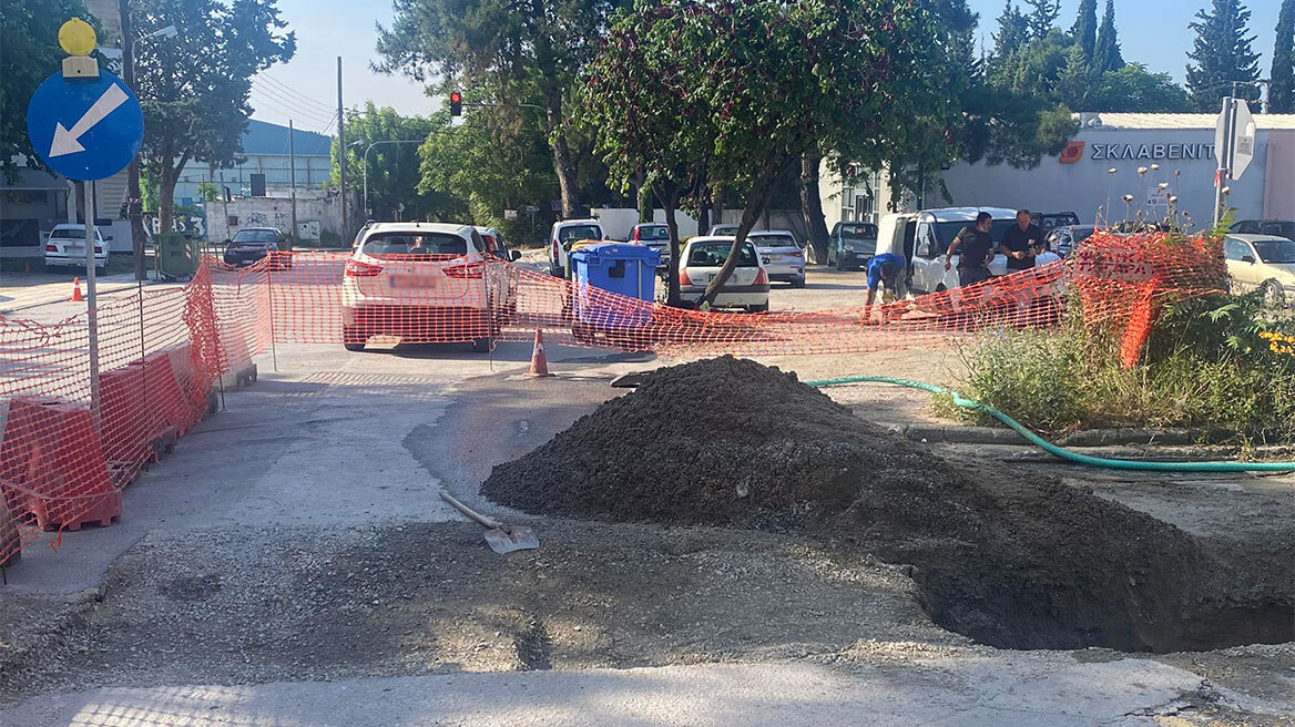 Εργατικό ατύχημα με απορριμματοφόρο στην Καλαμαριά: «Ο μηρός της έχει συνθλιβεί», λέει ο σύζυγός της 43χρονης