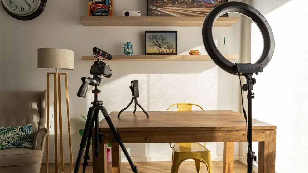 Ποιο είναι το σωστό backround για τις βιντεοδιασκέψεις σας;