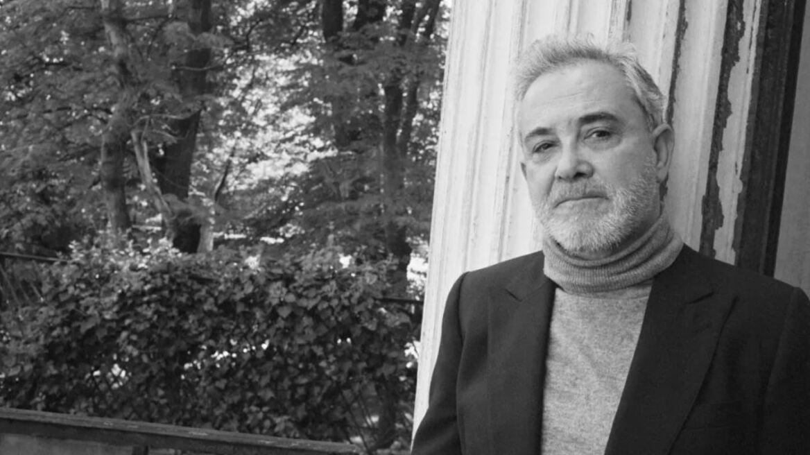 Κώστας Ταχτσής: H ιστορία του συγγραφέα που βρέθηκε στραγγαλισμένος, με βαμμένα νύχια και ξανθιά περούκα