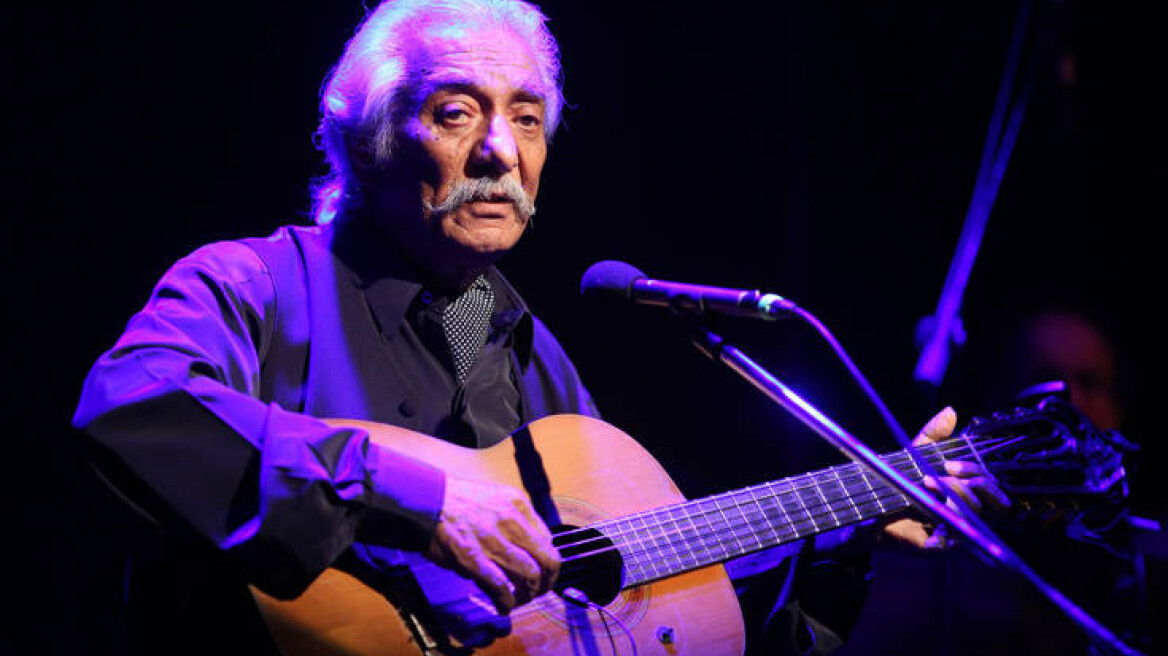 Κώστας Χατζής: Ετοιμάζει μια μεγάλη καλοκαιρινή συναυλία 