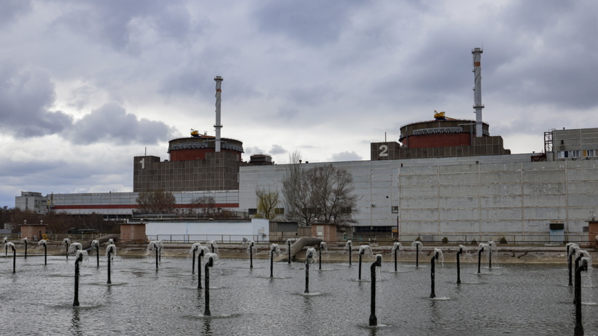 Έκρηξη στο φράγμα Καχόβκα: Κινδυνεύει ο πυρηνικός σταθμός της Ζαπορίζια μετά την καταστροφή της υποδομής;