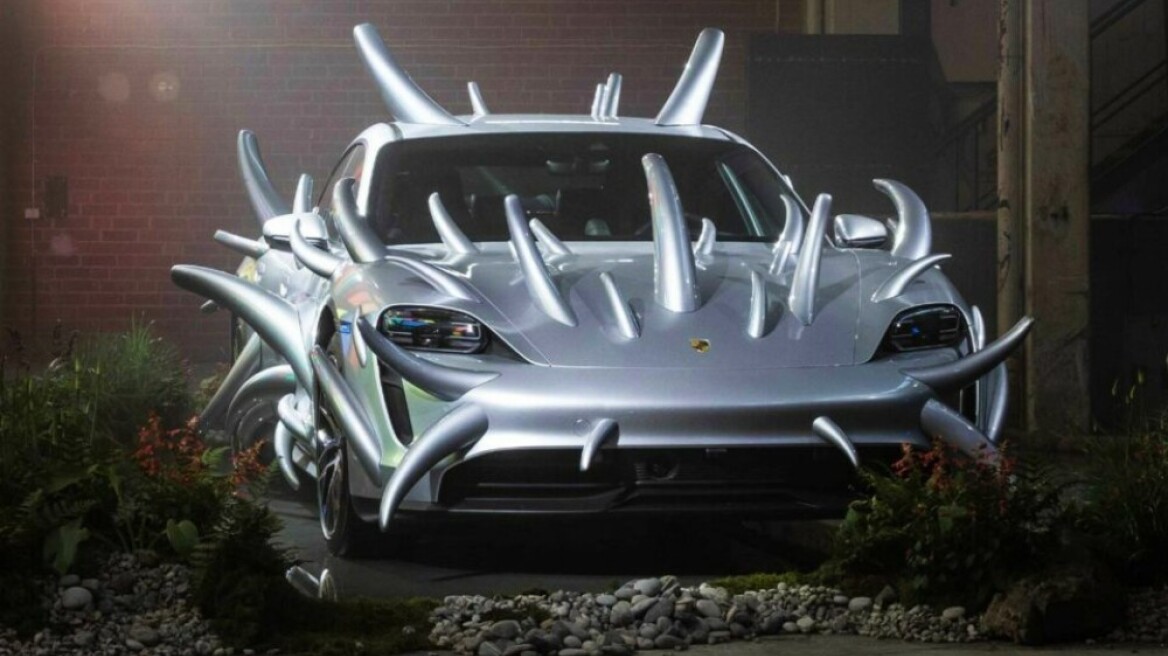 Μία και μοναδική Porsche Taycan