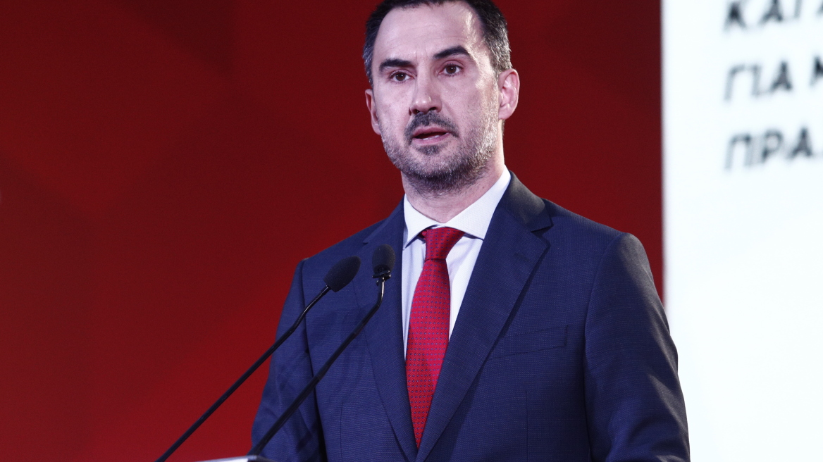 Νέα Αριστερά για Κασσελάκη: Μιλάει για ανταλλαγές εδρών αυτός που παζάρευε να γίνει υπουργός του Μητσοτάκη