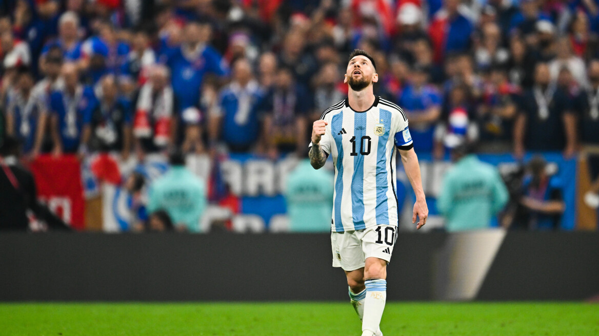 Λιονέλ Μέσι: Τοιχογραφία ύψους 25 μέτρων κοσμεί κτίριο των Τιράνων 