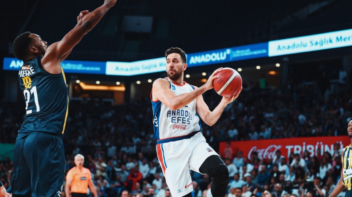 Αναντολού Εφές - Φενέρμπαχτσε 97-91: Ο Αταμάν νίκησε τον Ιτούδη και έκανε το 2-1 στη σειρά - Δείτε βίντεο