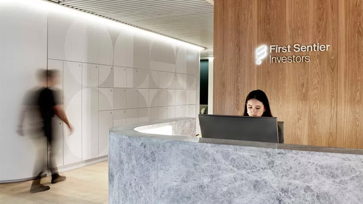 Έκλεισε η συμφωνία της First Sentier με τις πιστώτριες τράπεζες