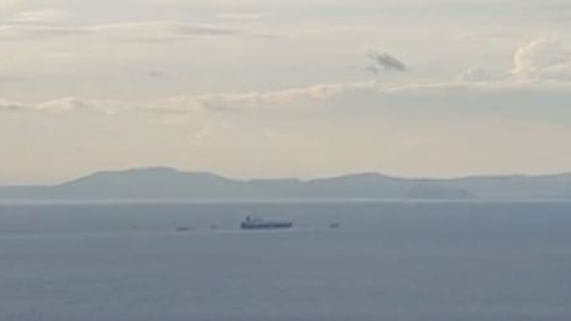 Ιταλία: Επτά ώρες κράτησε η επιχείρηση των ειδικών δυνάμεων στο τουρκικό πλοίο - Οι μετανάστες είχαν κλειστεί στο αμπάρι