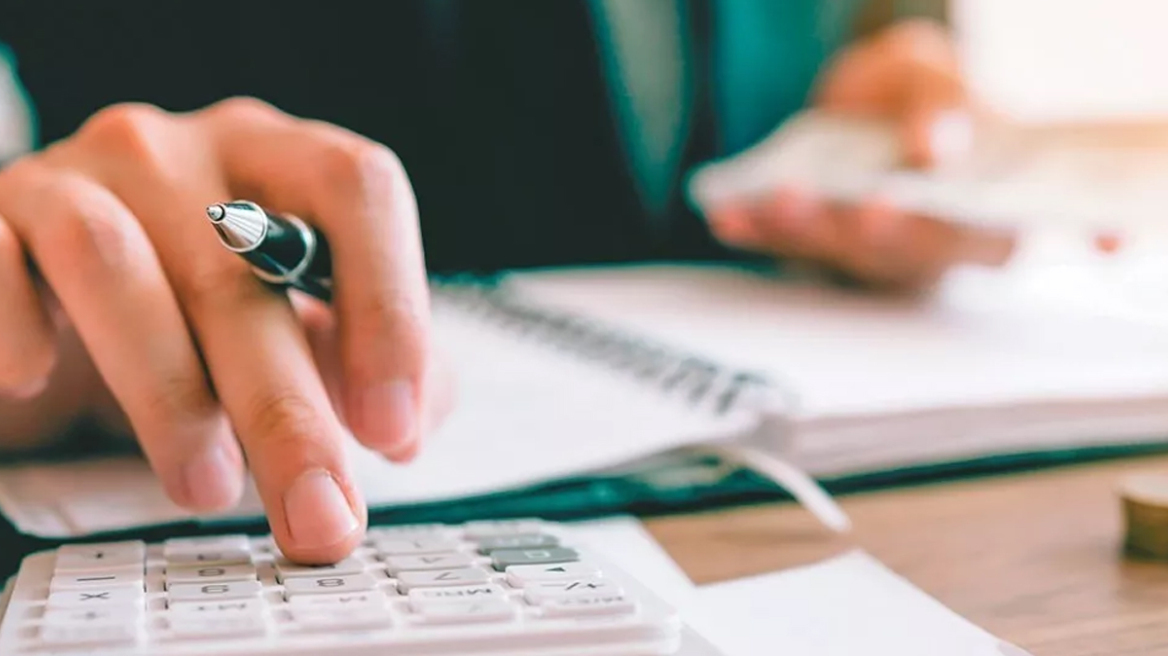 Σε ποια μέτρα των κομμάτων ρίχνει άκυρο η Κομισιόν