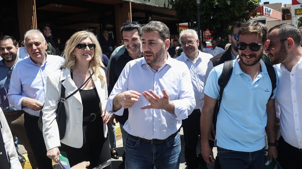 Εκλογές 2023 - Ανδρουλάκης: Ας τελειώσουν τους επικίνδυνους τυχοδιωκτισμούς στα εθνικά μας θέματα  