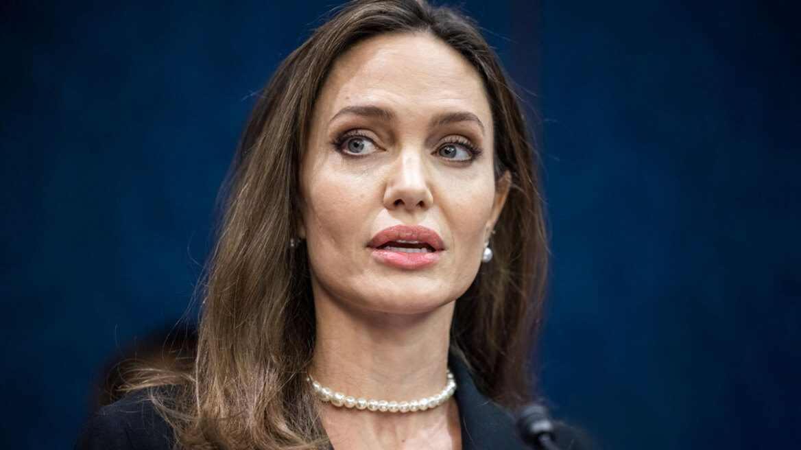 Αντζελίνα Τζολί για το ναυάγιο στην Πύλο: «Νιώθω αηδιασμένη από τα νέα»