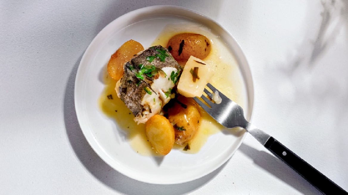 Μπακαλιάρος με πατάτες