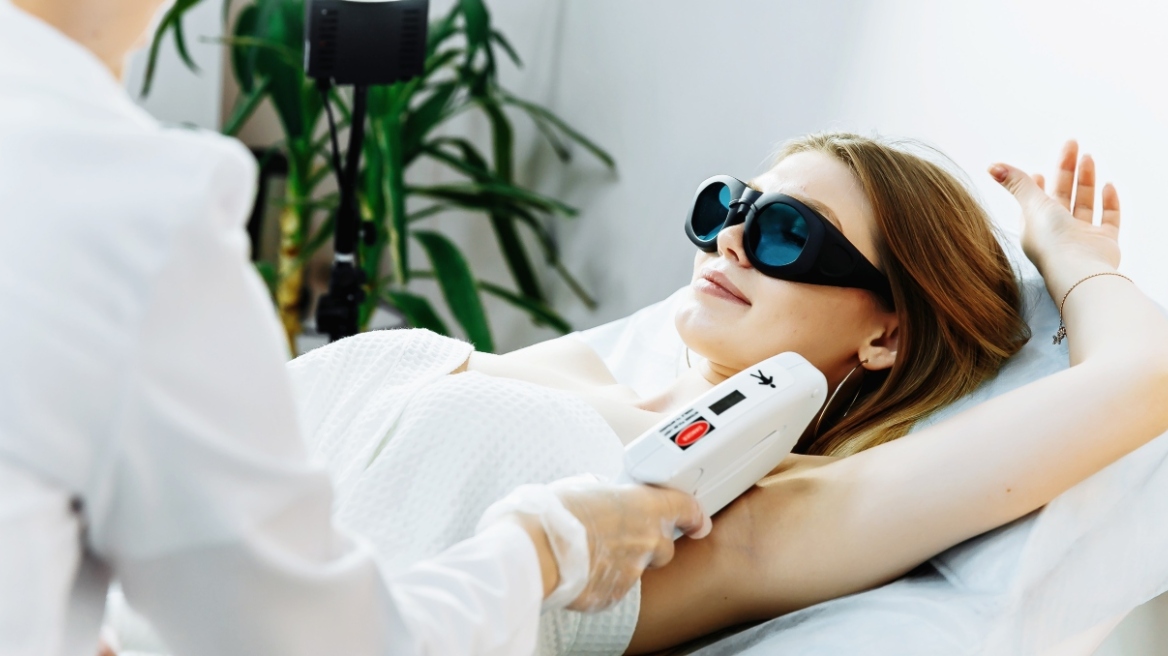 Πρόστιμο 310.000 ευρώ σε γνωστό κέντρο αισθητικής στο Σύνταγμα μετά από καταγγελίες πελατών