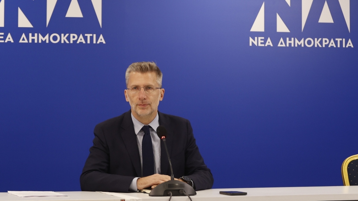 Σκέρτσος για Κασσελάκη: «Αν έχεις υποψήφιο με όψη Μητσοτάκη και με ψυχή Πολάκη αυτό δεν λύνει το πρόβλημα»