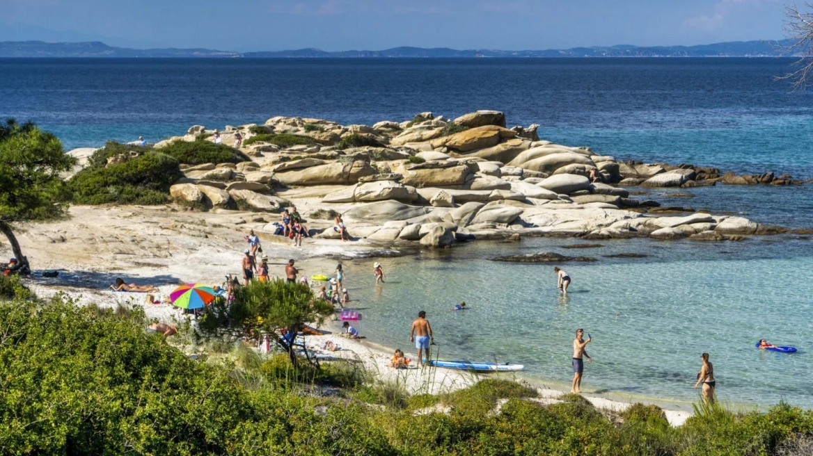 Αποστολή στη Χαλκιδική: Οι καλύτερες παραλίες της Σιθωνίας