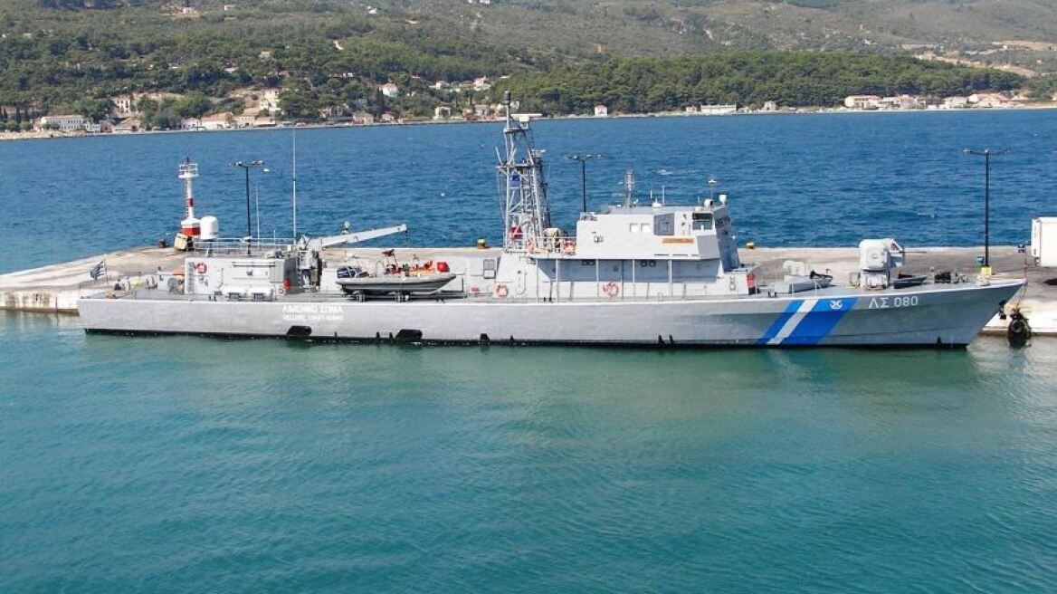 Λέρος: Γυναίκα ανάμεσα στους διακινητές που συνελήφθησαν για τη μεταφορά 68 μεταναστών από Τουρκία προς Ιταλία