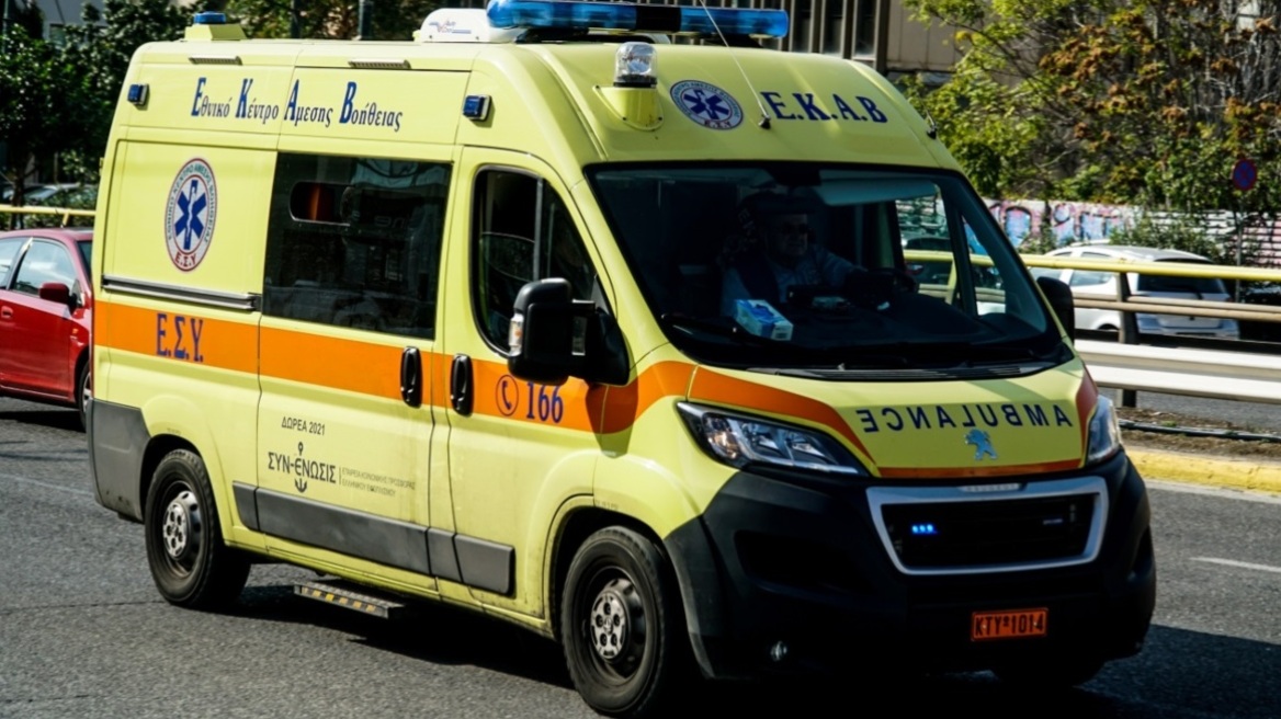 Θεσσαλονίκη: Φορτηγάκι παρέσυρε ηλικιωμένη γυναίκα – Διακομίσθηκε στο Ιπποκράτειο
