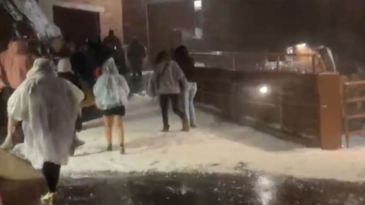  Πρωτοφανής χαλαζόπτωση στο Κολοράντο - Αρκετοί τραυματίες σε συναυλία