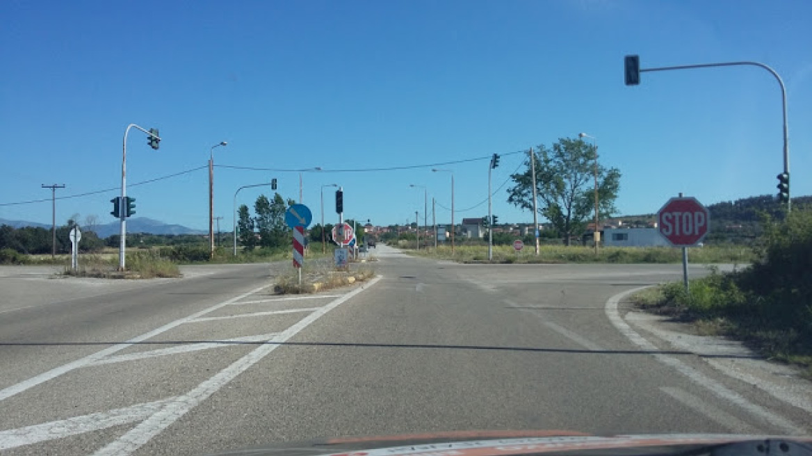 Θανατηφόρο τροχαίο στην Ξάνθη: Δύο ΙΧ συγκρούστηκαν πλαγιομετωπικά - Σκοτώθηκε μια 44χρονη