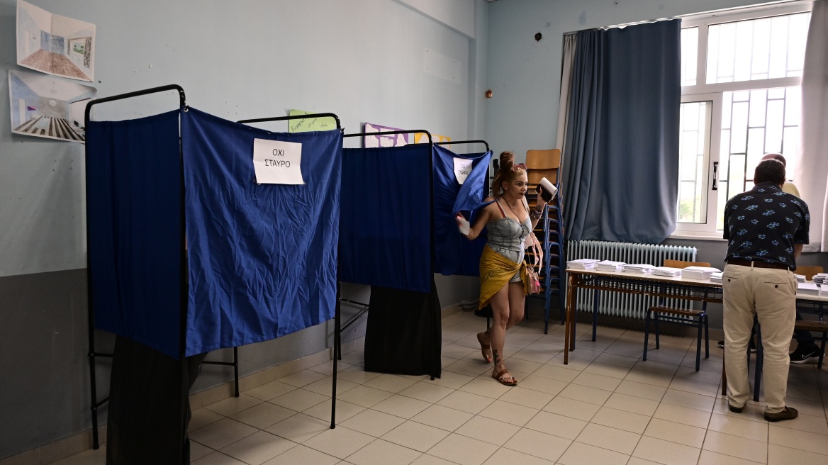 Εκλογές 2023 - Αιτωλοακαρνανία: Μικροπροβλήματα με τους δικαστικούς αντιπροσώπους σε εκλογικά κέντρα