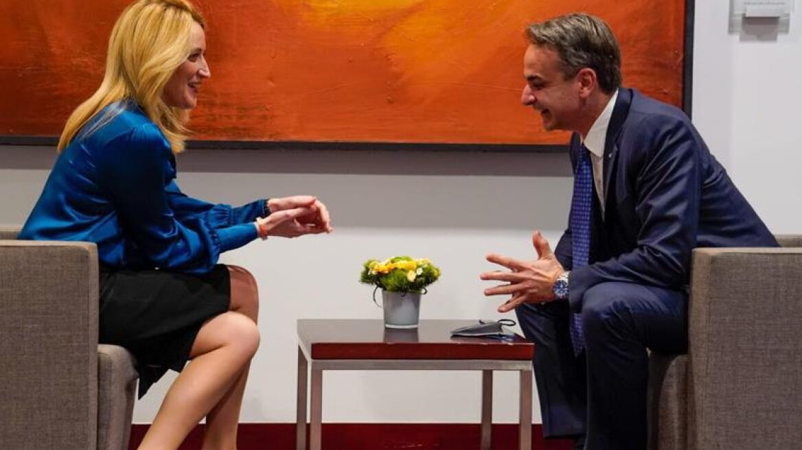 Εκλογές 2023: Συγχαρητήρια από τη Μετσόλα και Βέμπερ στον Μητσοτάκη για την εκλογή του