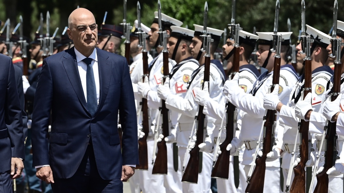 Ημερήσια διαταγή Δένδια: Θα ενισχύσουμε την αποτελεσματικότητα των Ενόπλων Δυνάμεων