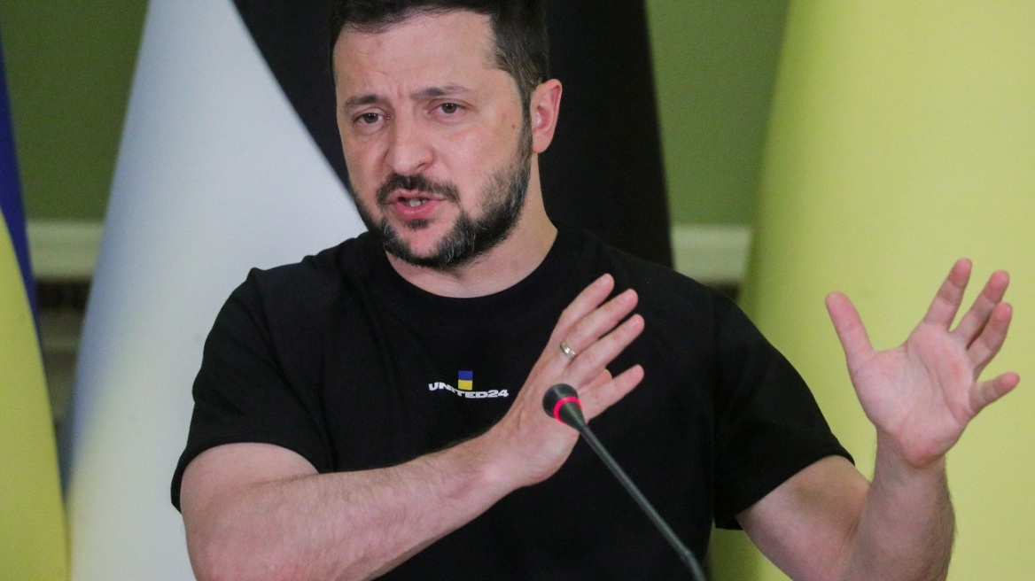 Πόλεμος στην Ουκρανία - Παραδοχή Ζελένσκι: «Η αεροπορική υπεροχή της Ρωσίας εμποδίζει την αντεπίθεσή  μας» 