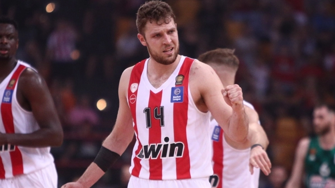 Βεζένκοβ: «Μέχρι να συναντηθούν ξανά οι δρόμοι μας, μείνετε δυνατοί και κρατήστε τη φλόγα αναμμένη»