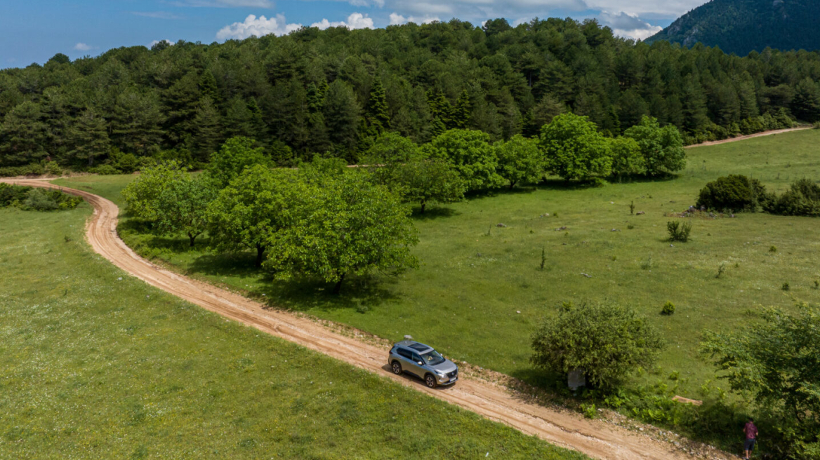 Μενδενίτσα: Off roading στο καταπράσινο χωριό της Φθιώτιδας