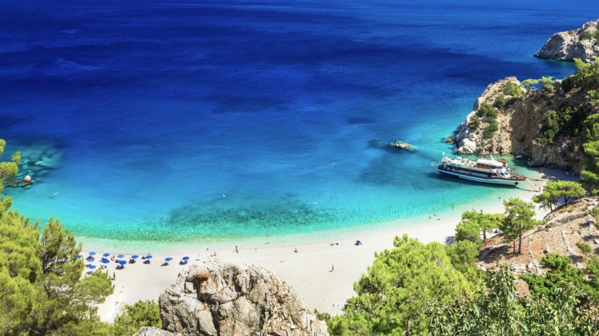 Κάρπαθος: 6 παραλίες που επιλέγουν οι μυημένοι ταξιδιώτες