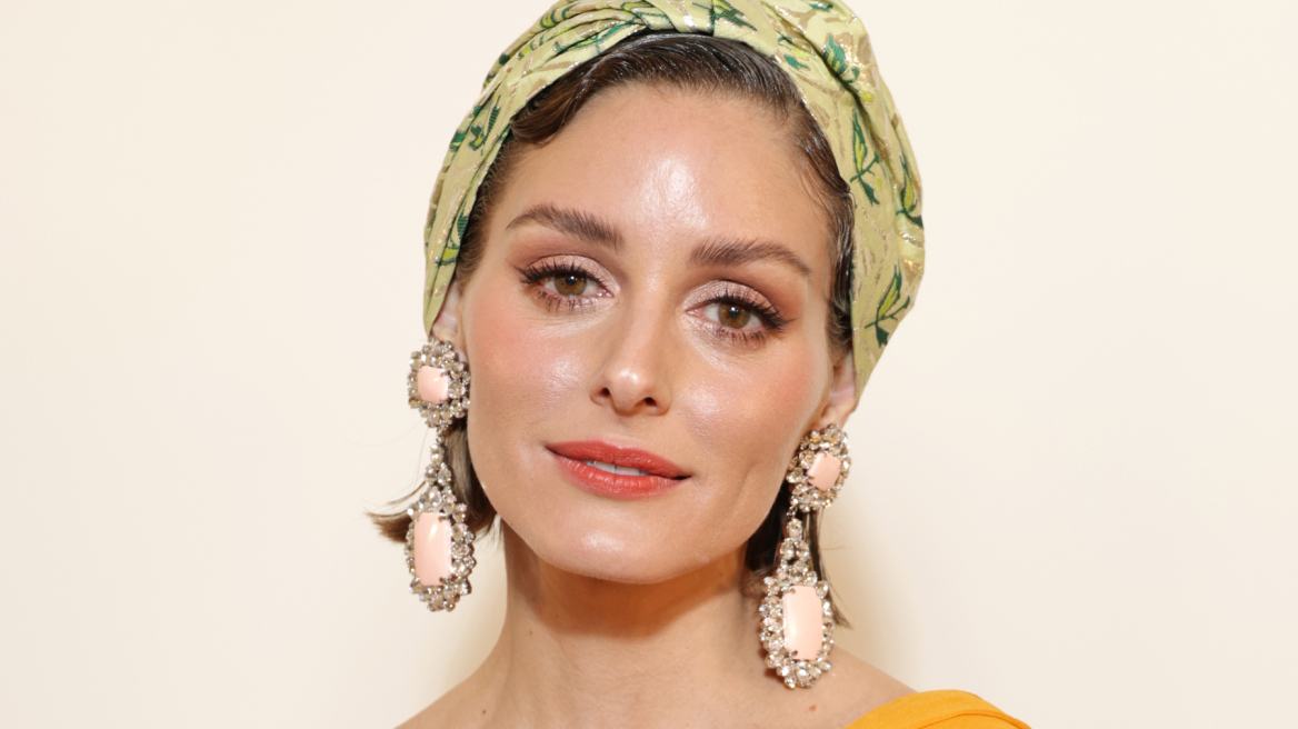 Η Olivia Palermo με 3 χτενίσματα που θα σας πείσουν να κόψετε καρέ τα μαλλιά σας