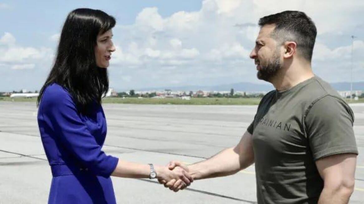 Πόλεμος στην Ουκρανία: Στη Σόφια ο Ζελένσκι - Συζητήσεις για την ένταξη στο ΝΑΤΟ και παραδόσεις όπλων