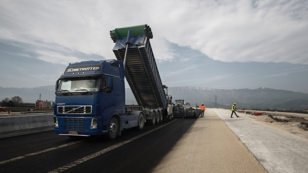 Σταϊκούρας για Ε65: Στις αρχές του '24 ολοκληρώνονται τα τμήματα Λαμία - Ξυνιάδα και Τρίκαλα - Καλαμπάκα