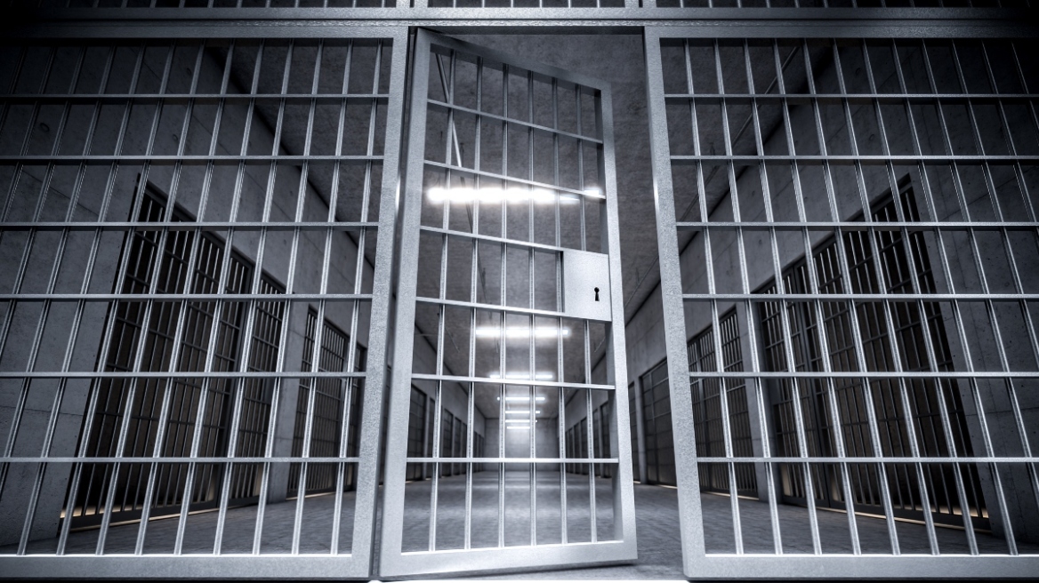 Στην φυλακή φυγόποινος δράστης ληστείας με τραυματισμό