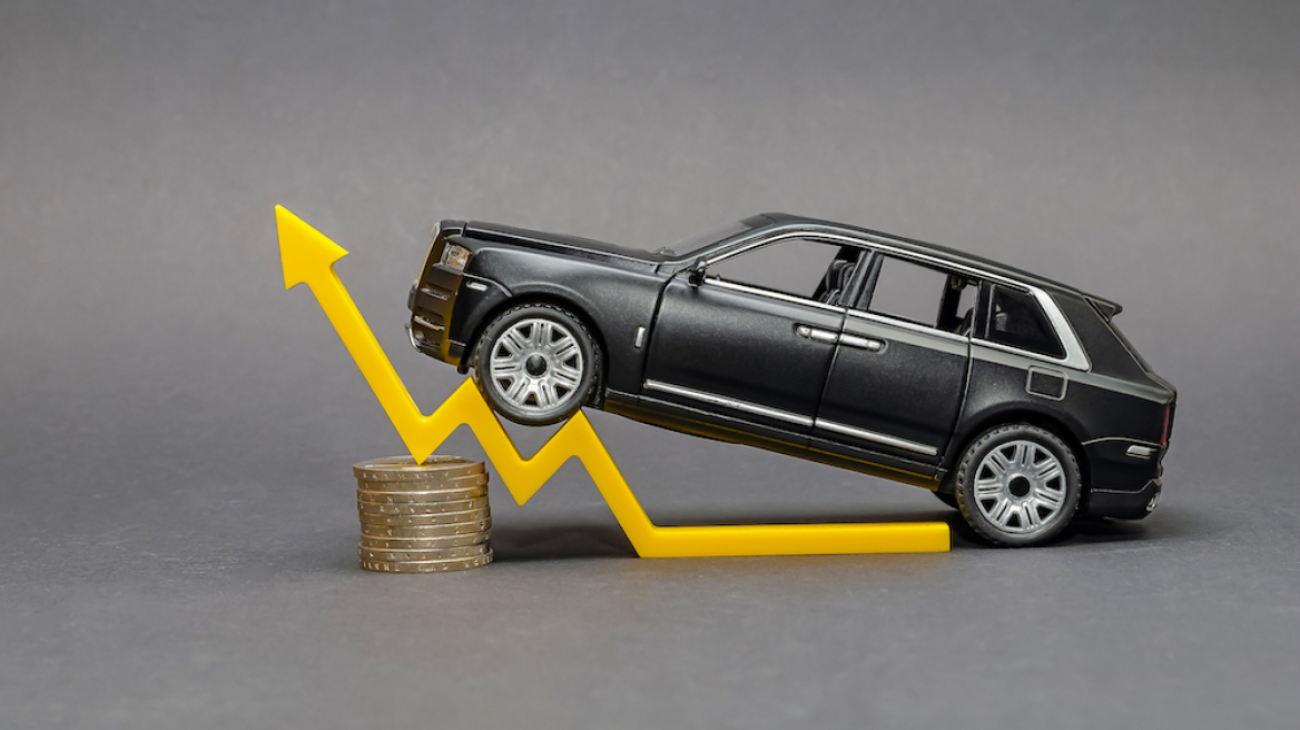 Στοπ στις ραγδαίες αυξήσεις των αυτοκινήτων βάζει η Κυβέρνηση