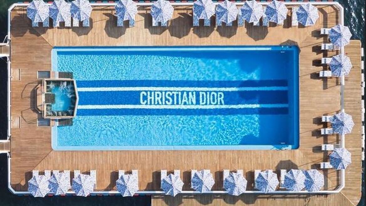 Όταν η μόδα ντύνει ξενοδοχεία, καφέ, pool bars, αλλά και σπίτια 