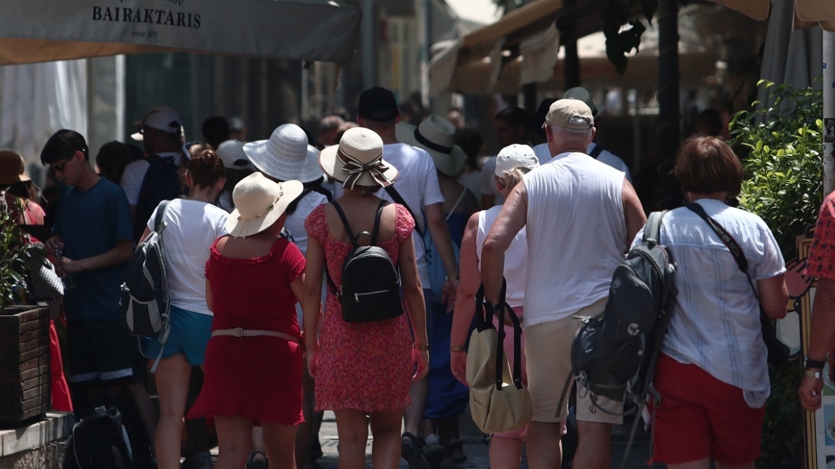 Κορωνοϊός: 16 θάνατοι και 17 διασωληνωμένοι την προηγούμενη εβδομάδα, ανακοίνωσε ο ΕΟΔΥ