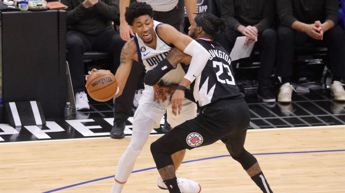 Γουντ: Μπουλς και Χιτ στο... παιχνίδι απόκτησης του