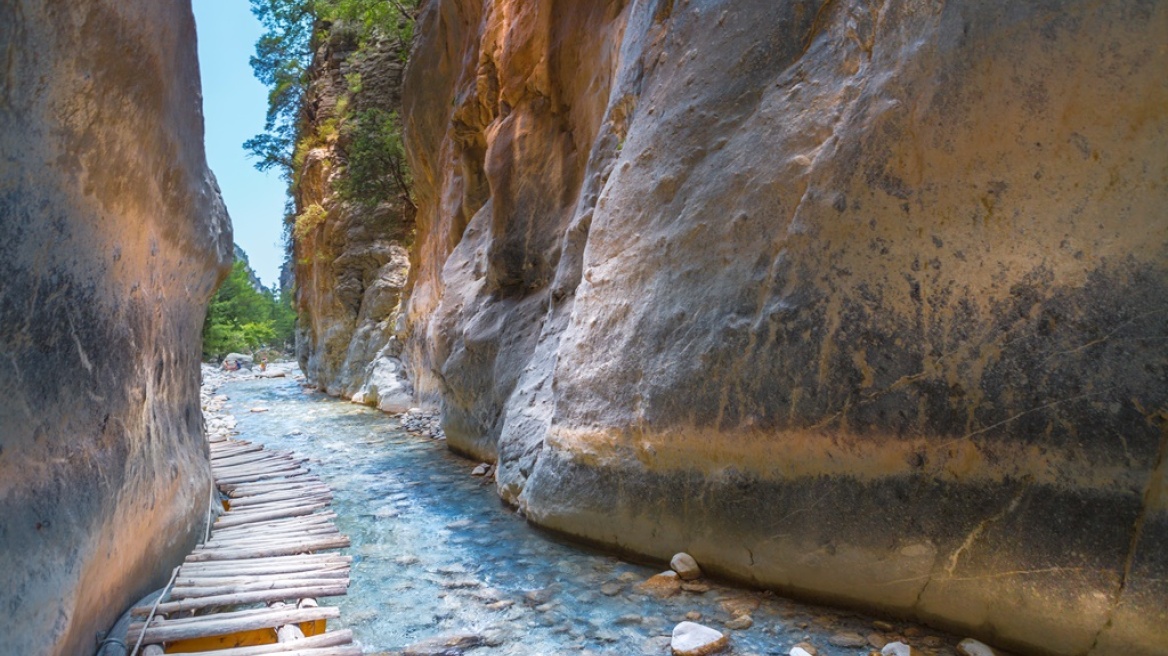 Κρήτη: Κλειστό για τρεις ημέρες το φαράγγι της Σαμαριάς λόγω καύσωνα