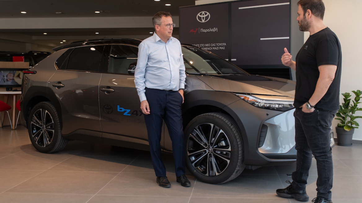 Είδαμε το νέο Toyota bZ4X στην Ελλάδα - Πόσο κοστίζει;