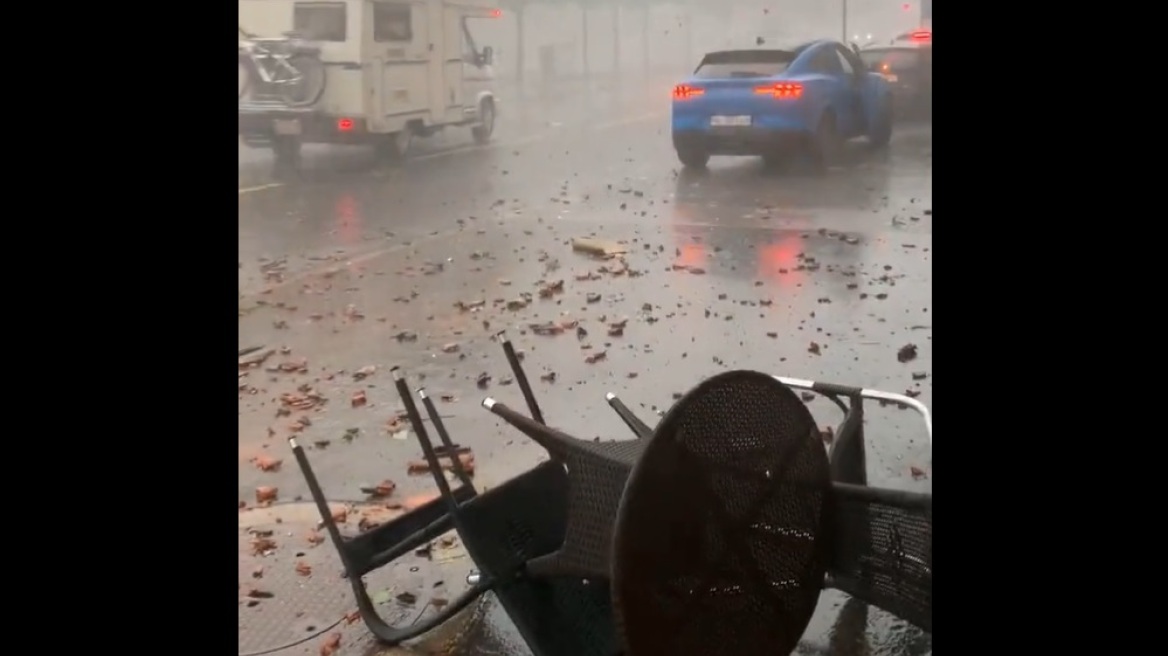 Ελβετία: Ένας νεκρός και πολλές ζημιές από ανεμοστρόβιλο στο Λα Σο-ντε-Φον (βίντεο)