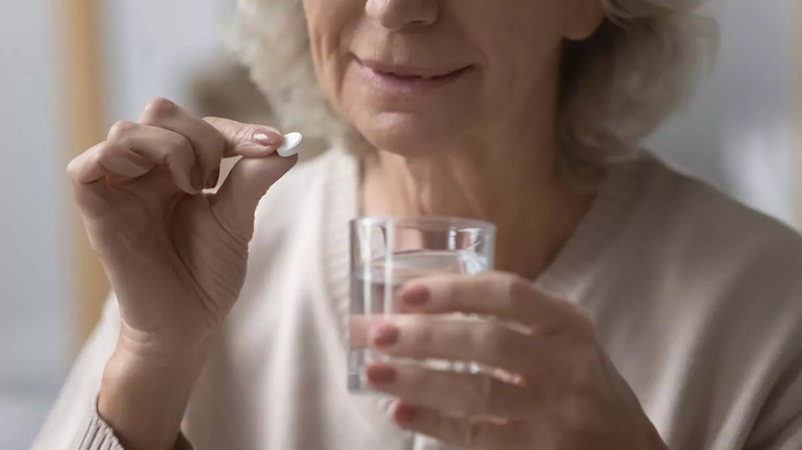 Aναιμία: Το πασίγνωστο χάπι που αυξάνει τον κίνδυνο κατά 20% στους 65ρηδες
