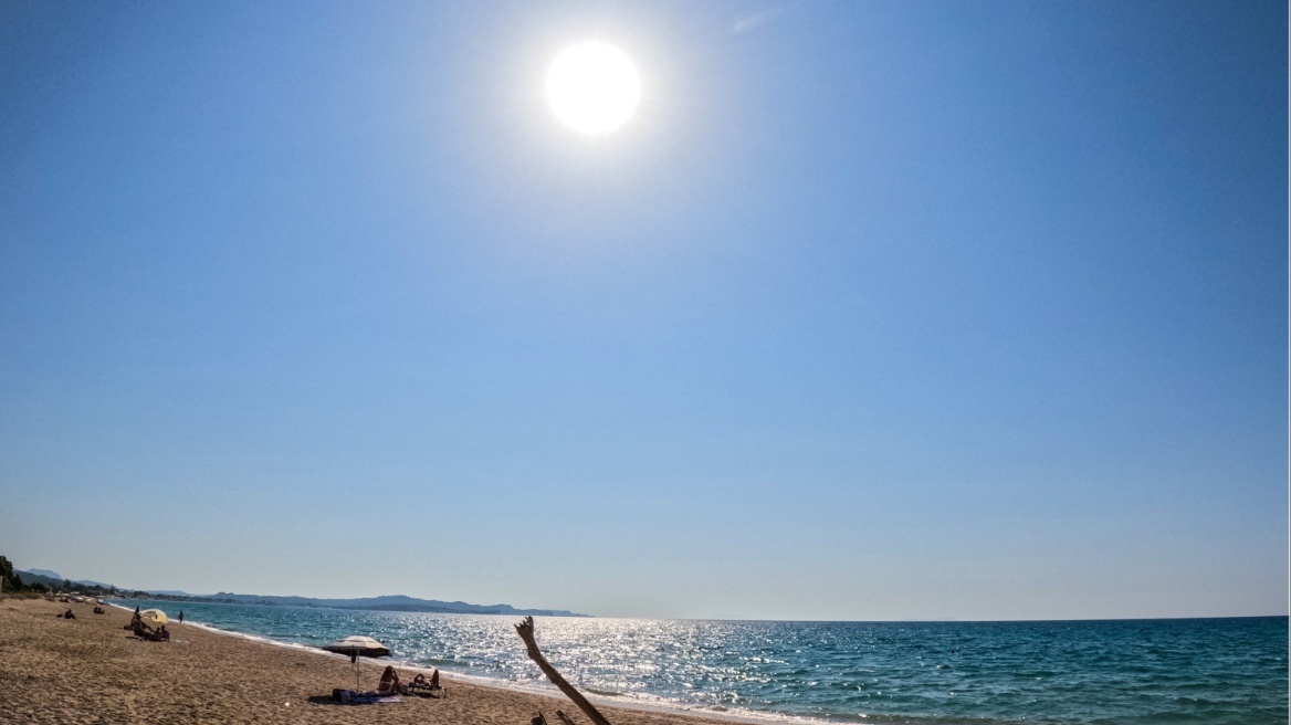 Καιρός: Ηλιοφάνεια σήμερα με 38άρια και μποφόρ