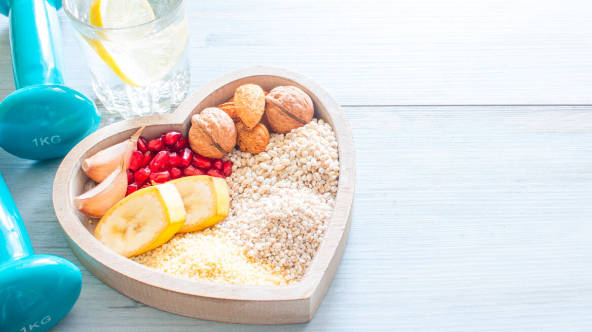 Χοληστερόλη: Πέντε αποτελεσματικές κινήσεις που τη μειώνουν