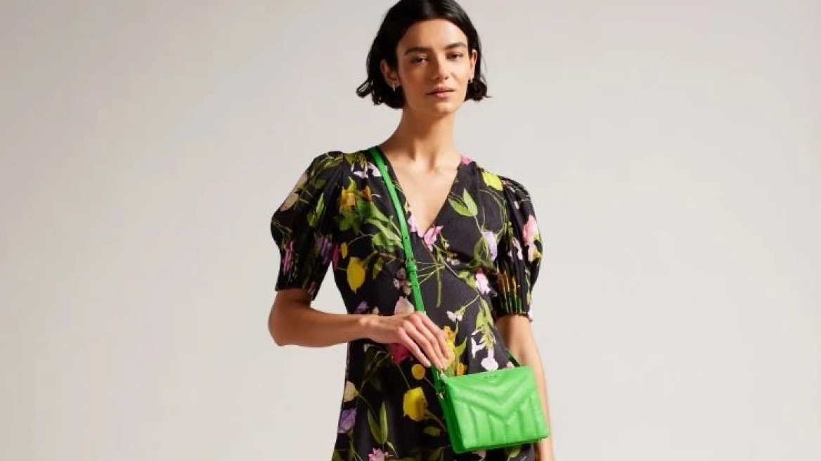 Crossbody bag: Το απαραίτητο αξεσουάρ για τα ταξίδια σας