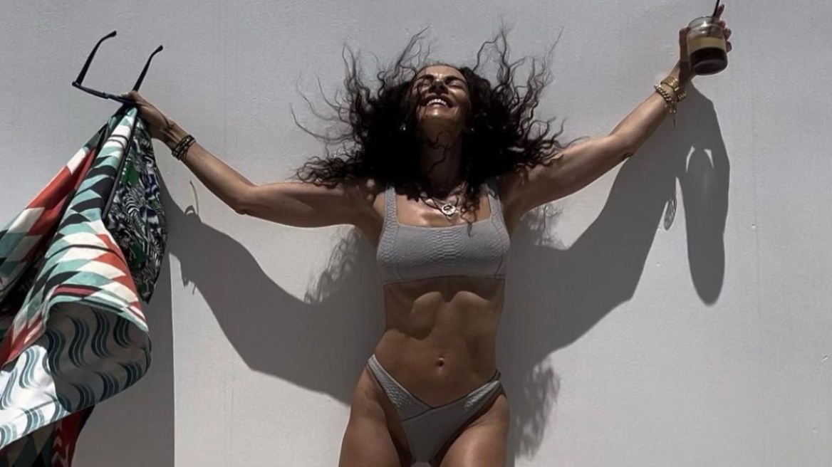 Μαρία Σολωμού: Ποζάρει με μπικίνι και δηλώνει ερωτοχτυπημένη - Δείτε φωτογραφίες