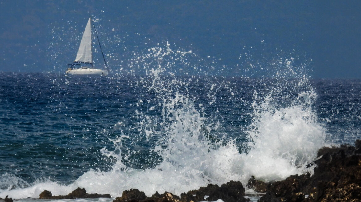 Καιρός: Πτώση της θερμοκρασίας και μποφόρ - Η πρόγνωση μέχρι και τις 15 Αυγούστου