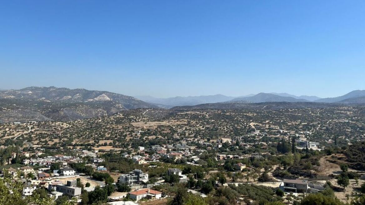 Κύπρος: Υπό έλεγχο η πυρκαγιά στη Λεμεσό - Σε επιφυλακή παραμένουν οι πυροσβεστικές δυνάμεις